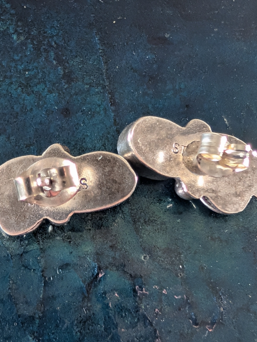 Vintage Native American Paua Shell Solid Sterling Silver Pierced Earrings - Picture 5 of 8